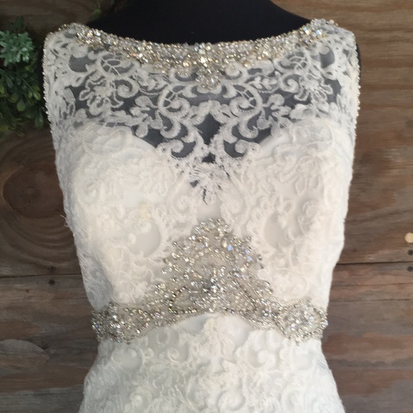 π Morilee Bridal style 2673 - Picture 2 of 8